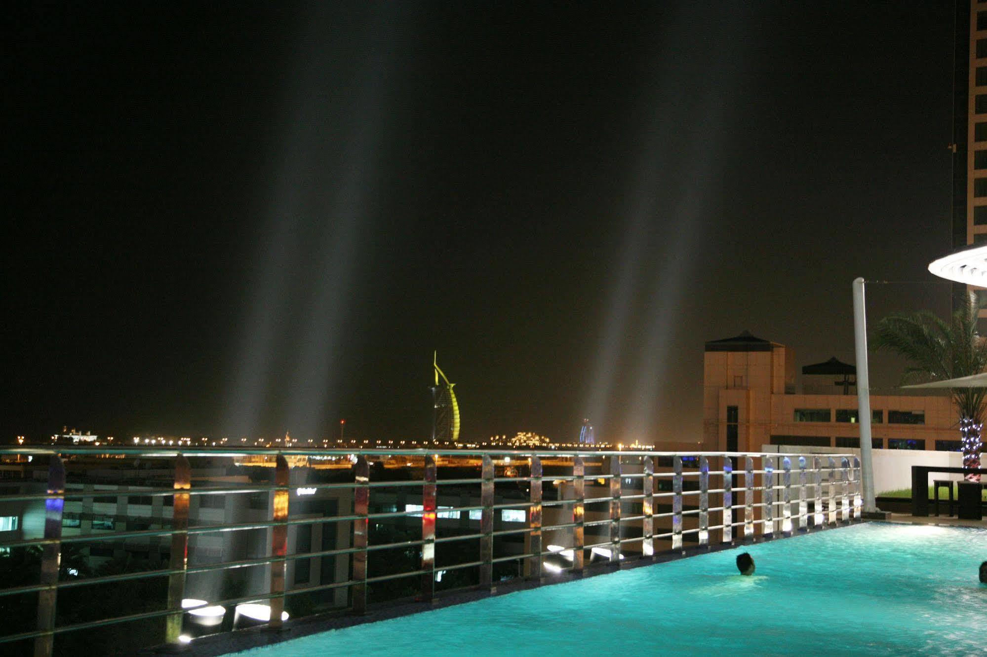 Staybridge Suites Dubai Internet City By Ihg Exterior photo